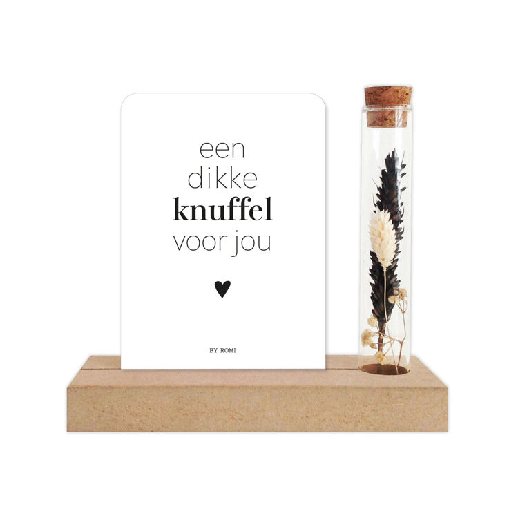 Afbeeldingen van Memory shelf  inclusief droogbloemen Een dikke knuffel voor jou!