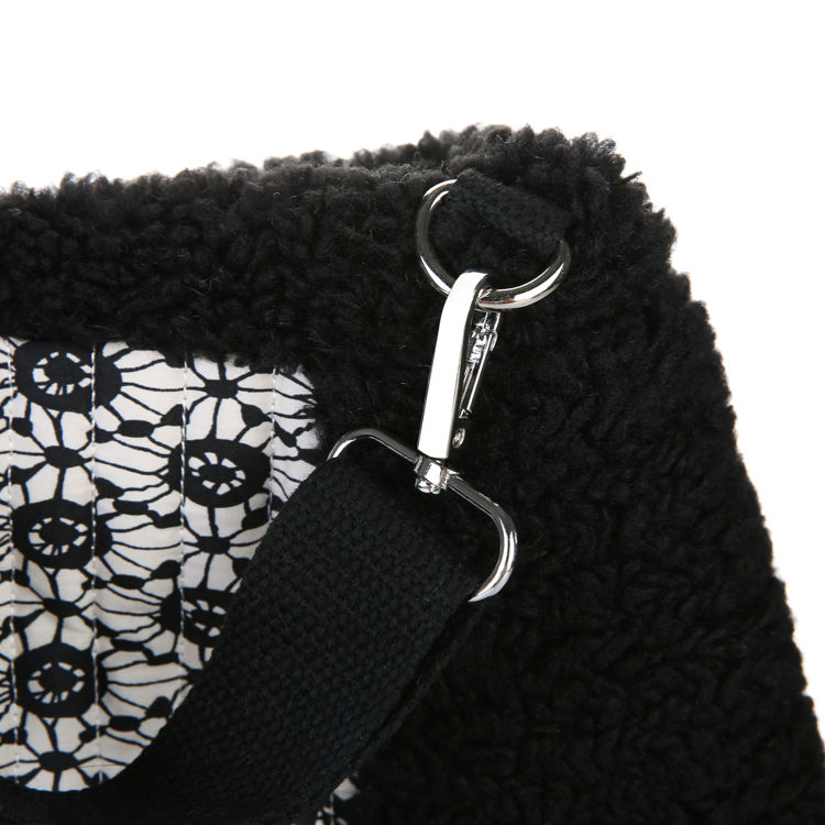 Afbeeldingen van Luxe Teddy Shopper – Zwarte Zachte Schoudertas | Comfort & Stijlvolle Handtas