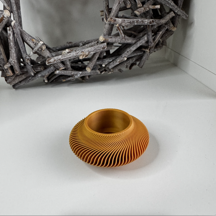 Afbeeldingen van Lunar  Theelichthouder – Gold